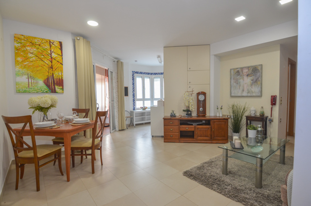 Huoneisto myynnissä Benalmádena