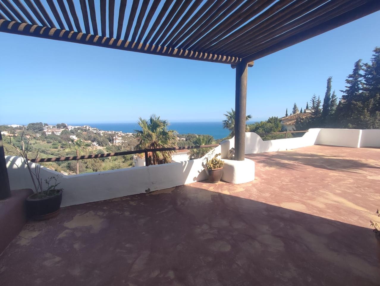 Villa en venta en Benalmádena