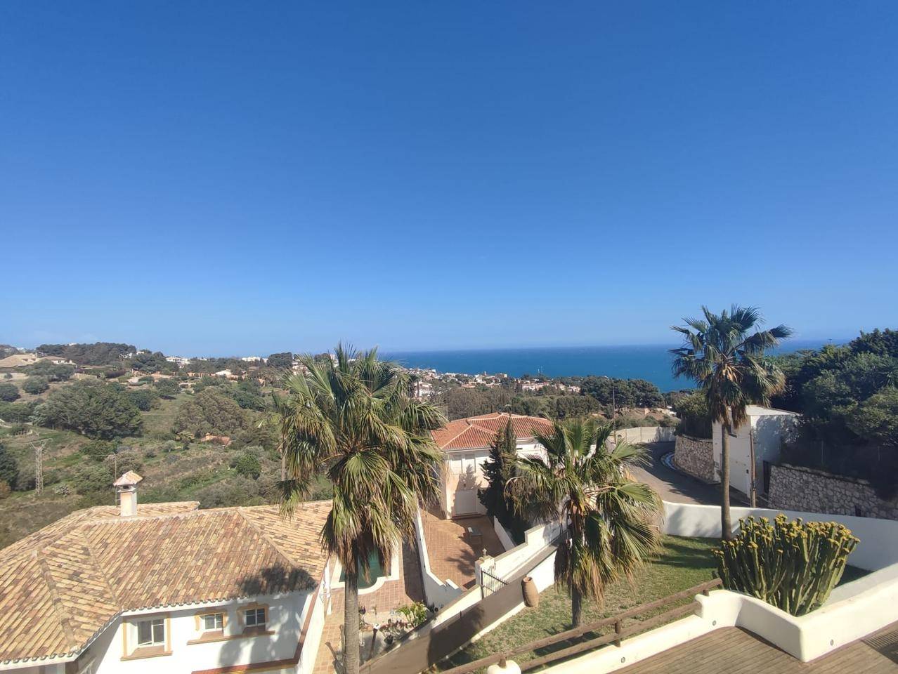 Villa en venta en Benalmádena