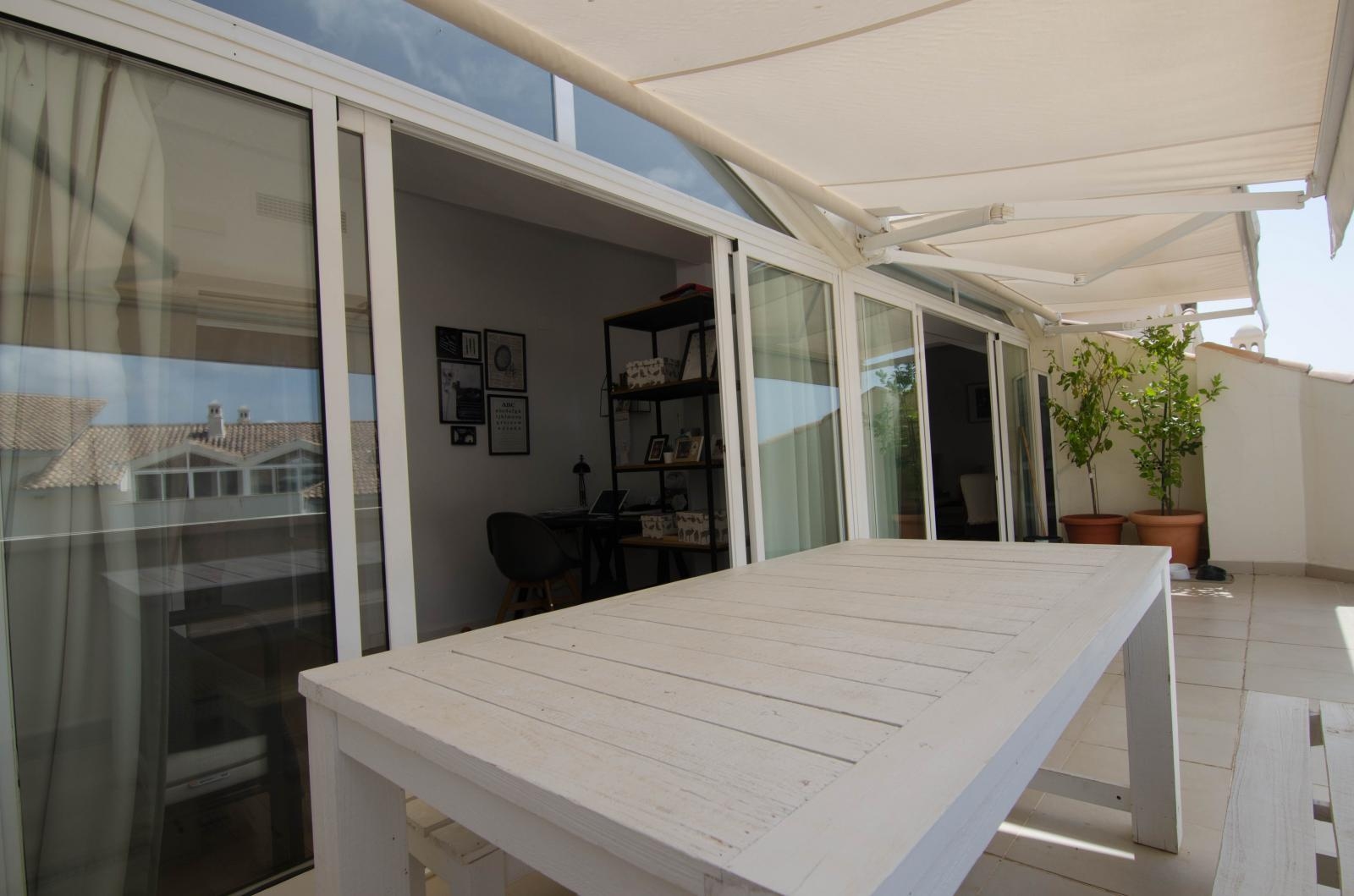 Penthouse for sale in Benalmádena