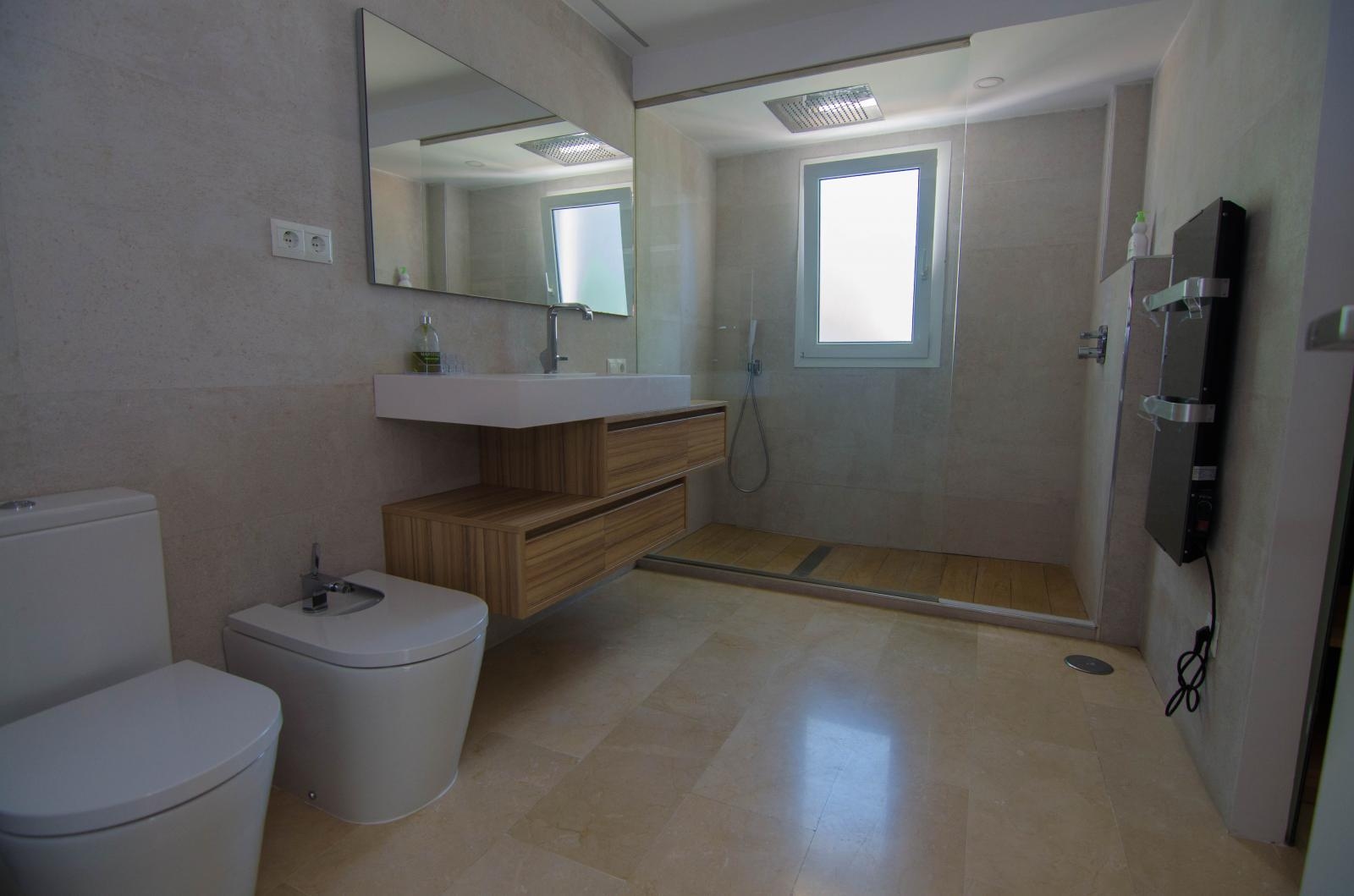 Villa for sale in Benalmádena Costa