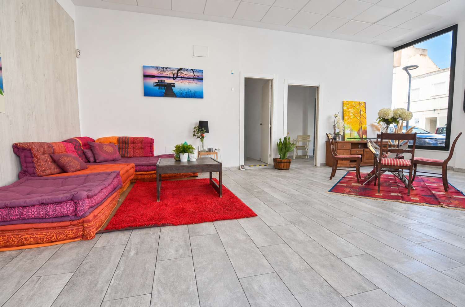 Fantastico local en esquina en zona Calvario torremolinos posibilidad cambio de uso a vivienda