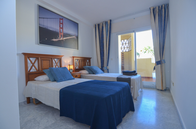 Espectacular vivienda en primerisima linea de playa de Benalmadena Costa