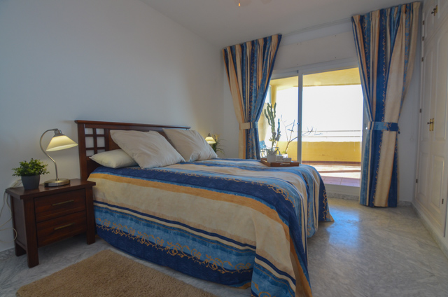 Espectacular vivienda en primerisima linea de playa de Benalmadena Costa