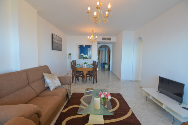 Espectacular vivienda en primerisima linea de playa de Benalmadena Costa