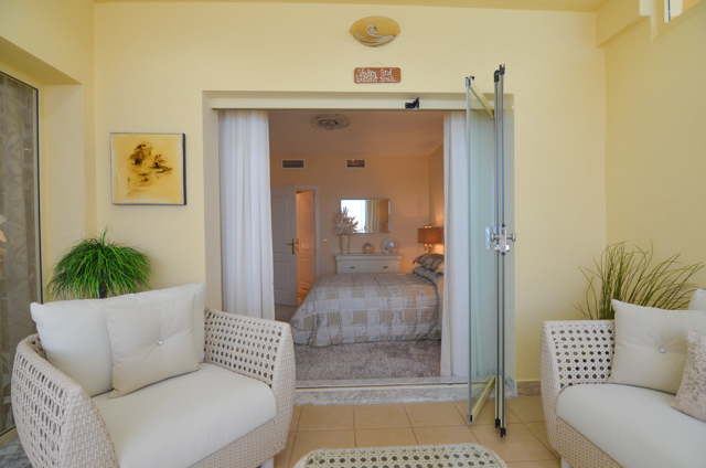 Espectacular vivienda en primerisima linea de playa de Benalmadena Costa
