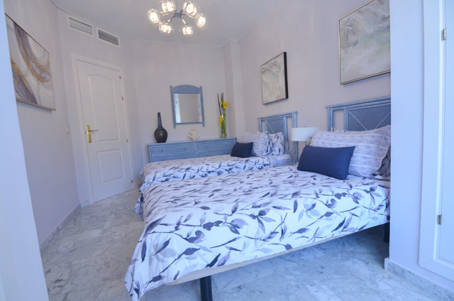 Espectacular vivienda en primerisima linea de playa de Benalmadena Costa