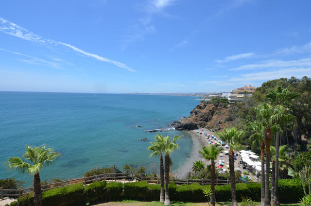 Espectacular vivienda en primerisima linea de playa de Benalmadena Costa