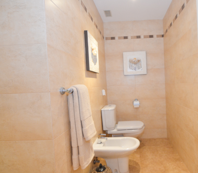 Espectacular vivienda en primerisima linea de playa de Benalmadena Costa