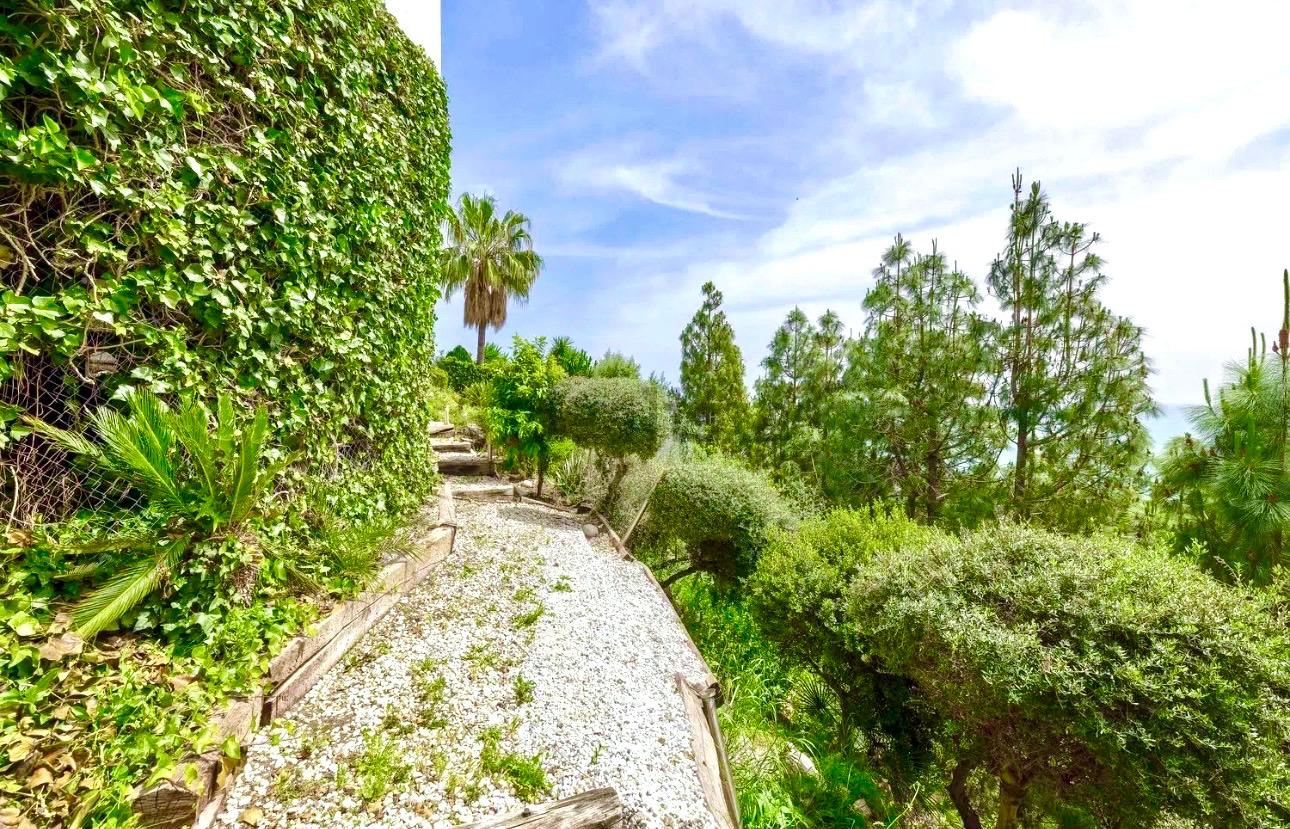 Villa til salgs til Benalmádena