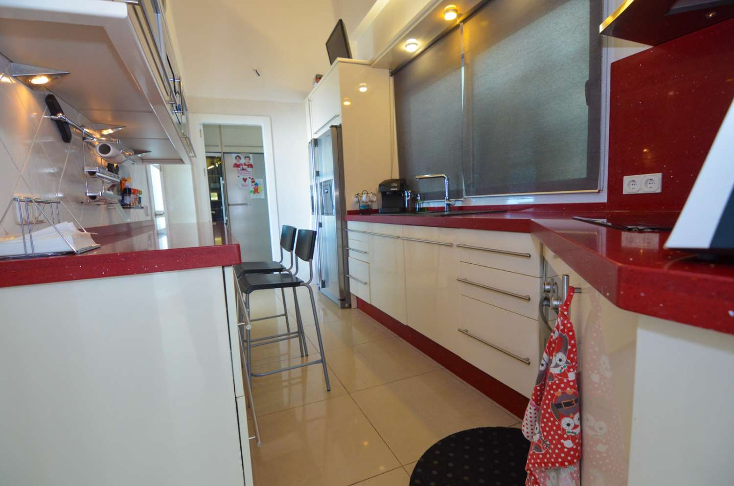 VILLA MODERNA CON PROBABLEMENTE LAS MEJORES VISTAS AL MAR Y MONTAÑA DE LA COSTA DEL SOL