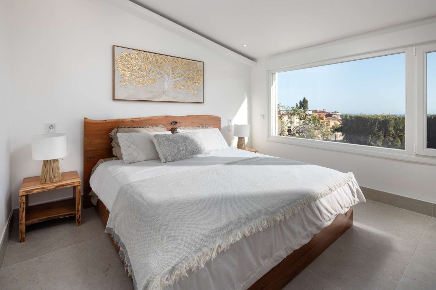 VILLA EN MIJAS CON ESPECTACULARES VISTAS AL MEDITERRANEO