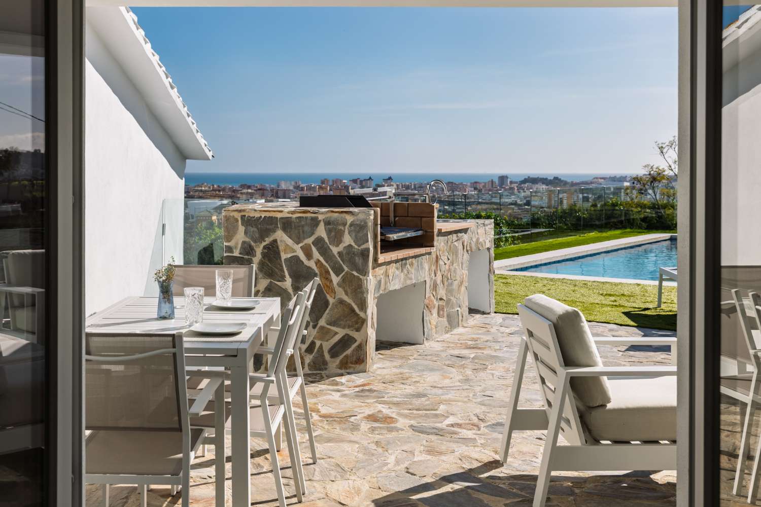 VILLA EN MIJAS CON ESPECTACULARES VISTAS AL MEDITERRANEO