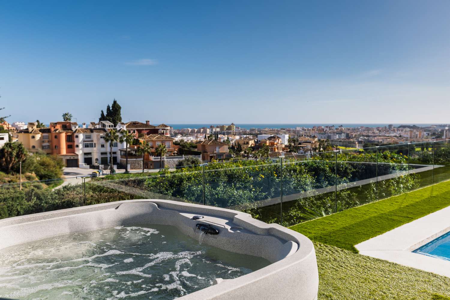 VILLA EN MIJAS CON ESPECTACULARES VISTAS AL MEDITERRANEO