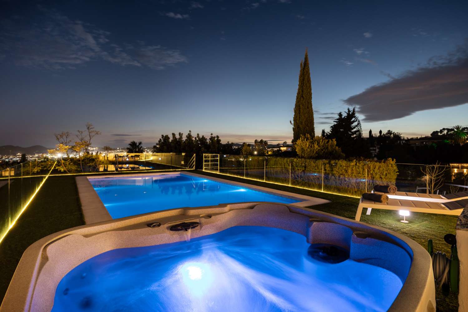 VILLA EN MIJAS CON ESPECTACULARES VISTAS AL MEDITERRANEO