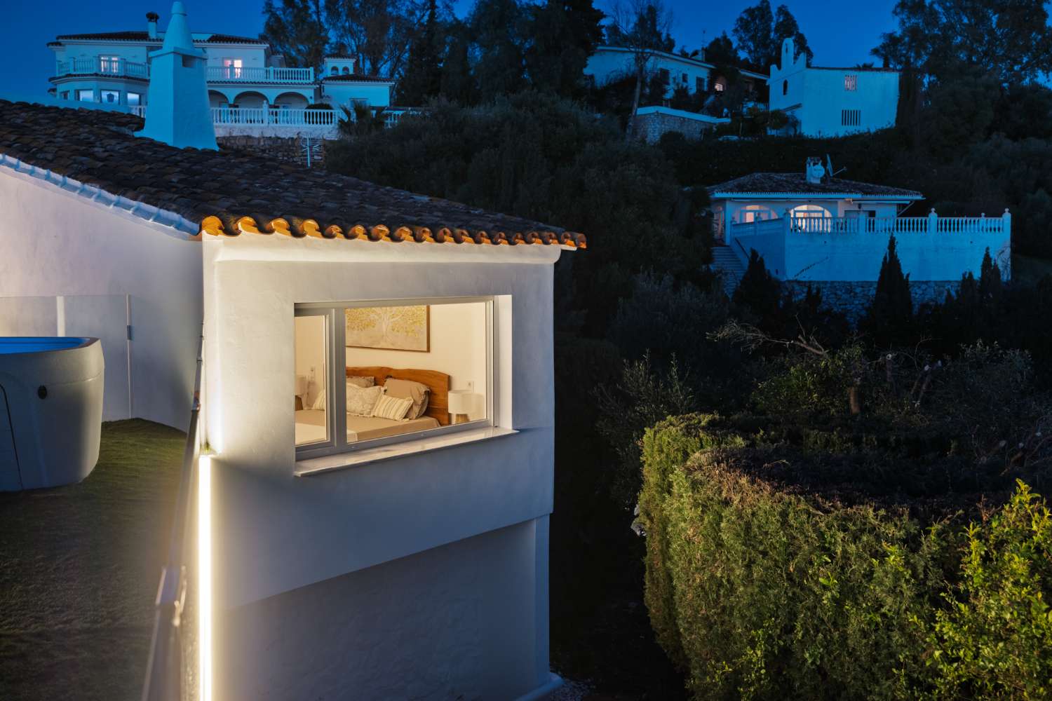 VILLA EN MIJAS CON ESPECTACULARES VISTAS AL MEDITERRANEO