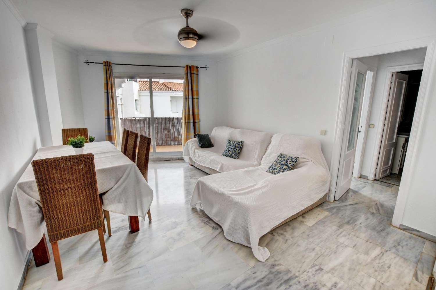 APARTAMENTO EN ZONA CENTRO DE ARROYO DE LA MIEL