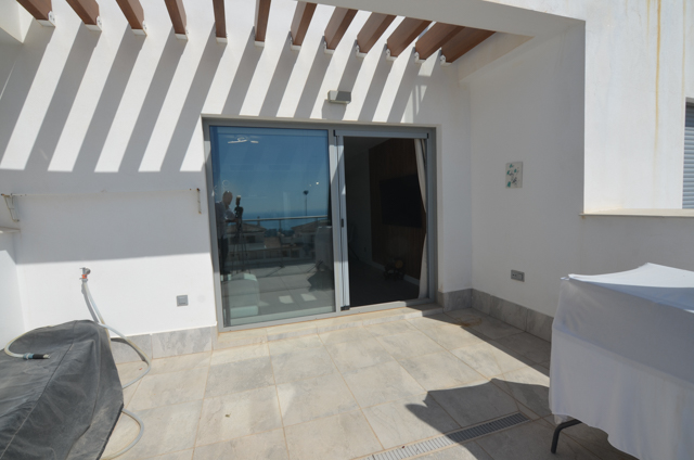 FANTASTICA VIVIENDA CON VISTAS PANORAMICAS