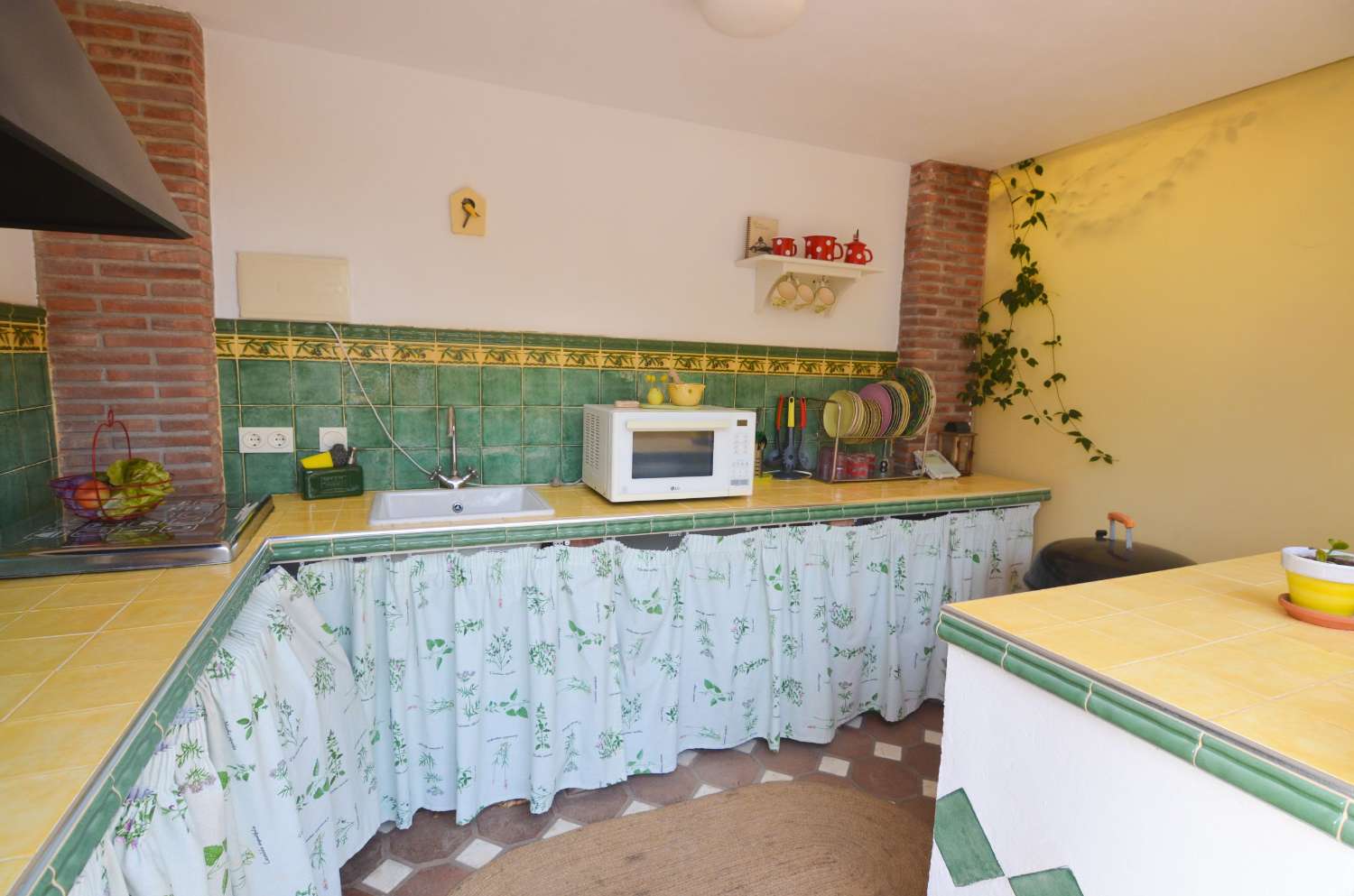VILLA INDEPENDIENTE EN ZONA CARREFOUR TORREMOLINOS