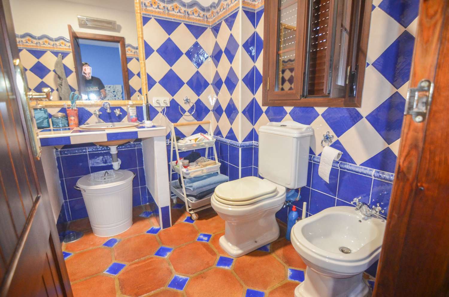 VILLA INDEPENDIENTE EN ZONA CARREFOUR TORREMOLINOS