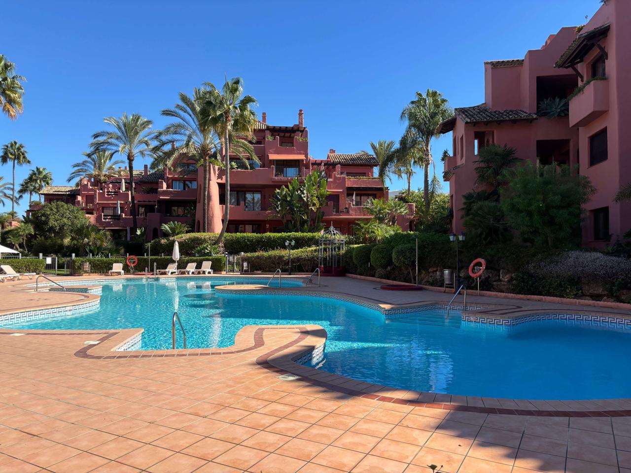 Fantastica propiedad en Urbanizacion de Lujo de Estepona