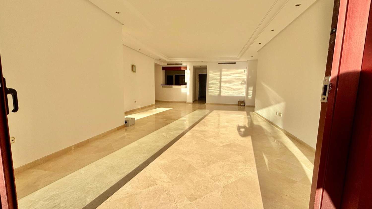 Fantastica propiedad en Urbanizacion de Lujo de Estepona