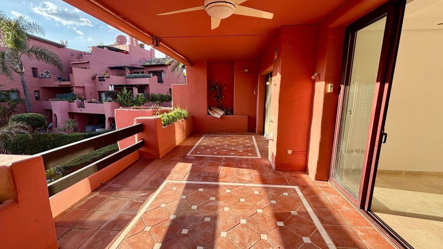 Fantastica propiedad en Urbanizacion de Lujo de Estepona