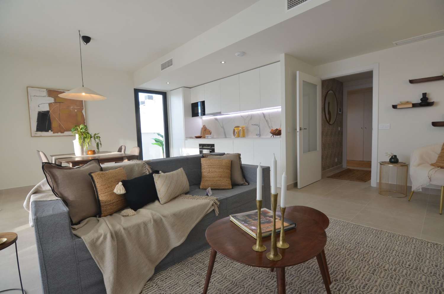FABULOSA VIVIENDA A ESTRENAR  DE SO DORMITORIOS CON VISTAS AL MAR
