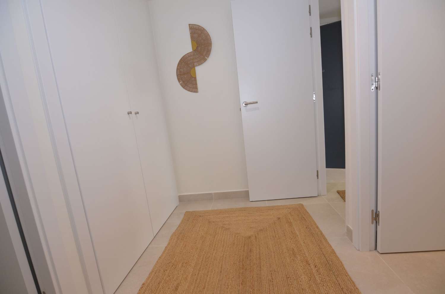 FABULOSA VIVIENDA A ESTRENAR  DE SO DORMITORIOS CON VISTAS AL MAR