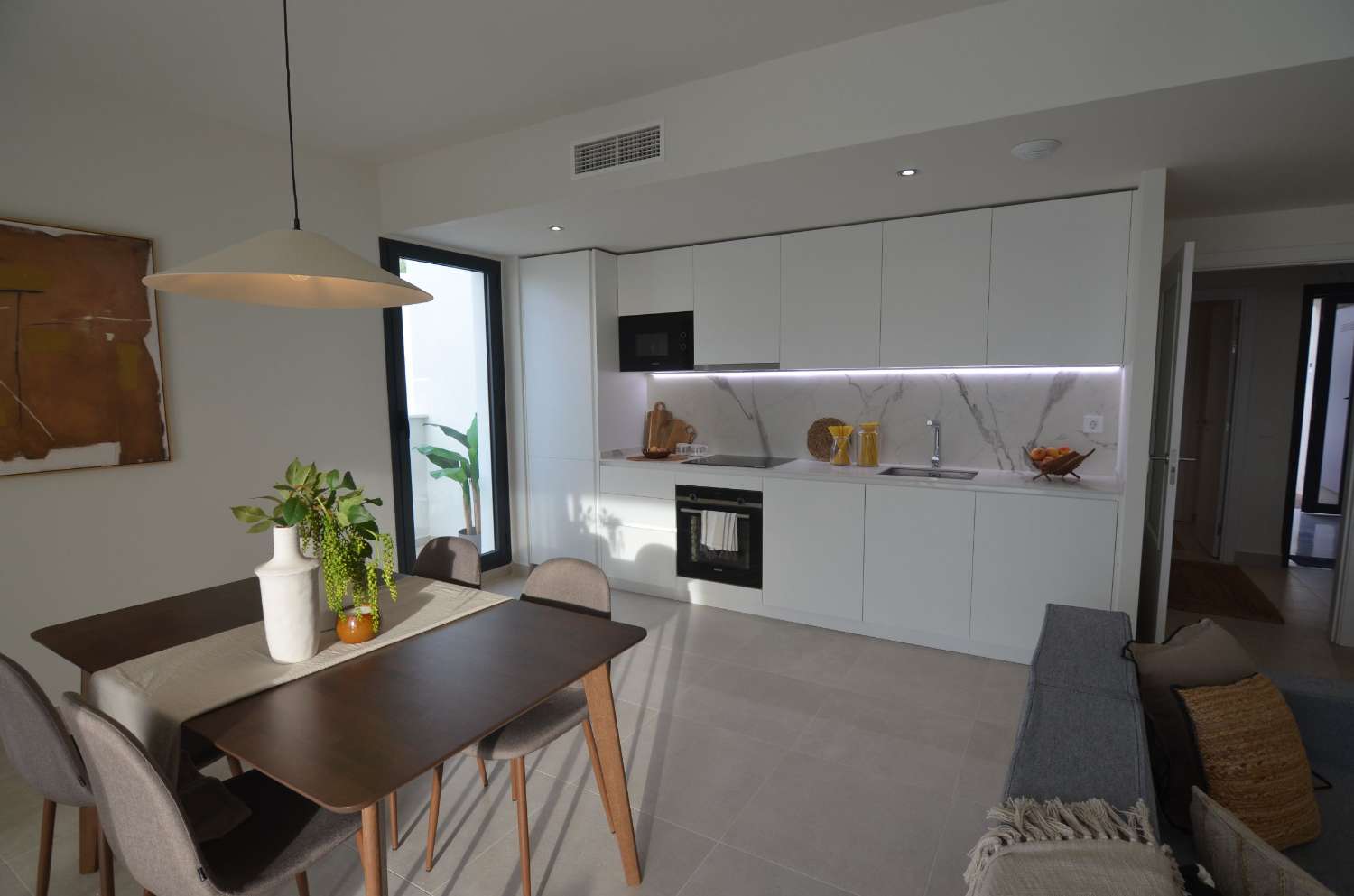 FABULOSA VIVIENDA A ESTRENAR  DE SO DORMITORIOS CON VISTAS AL MAR