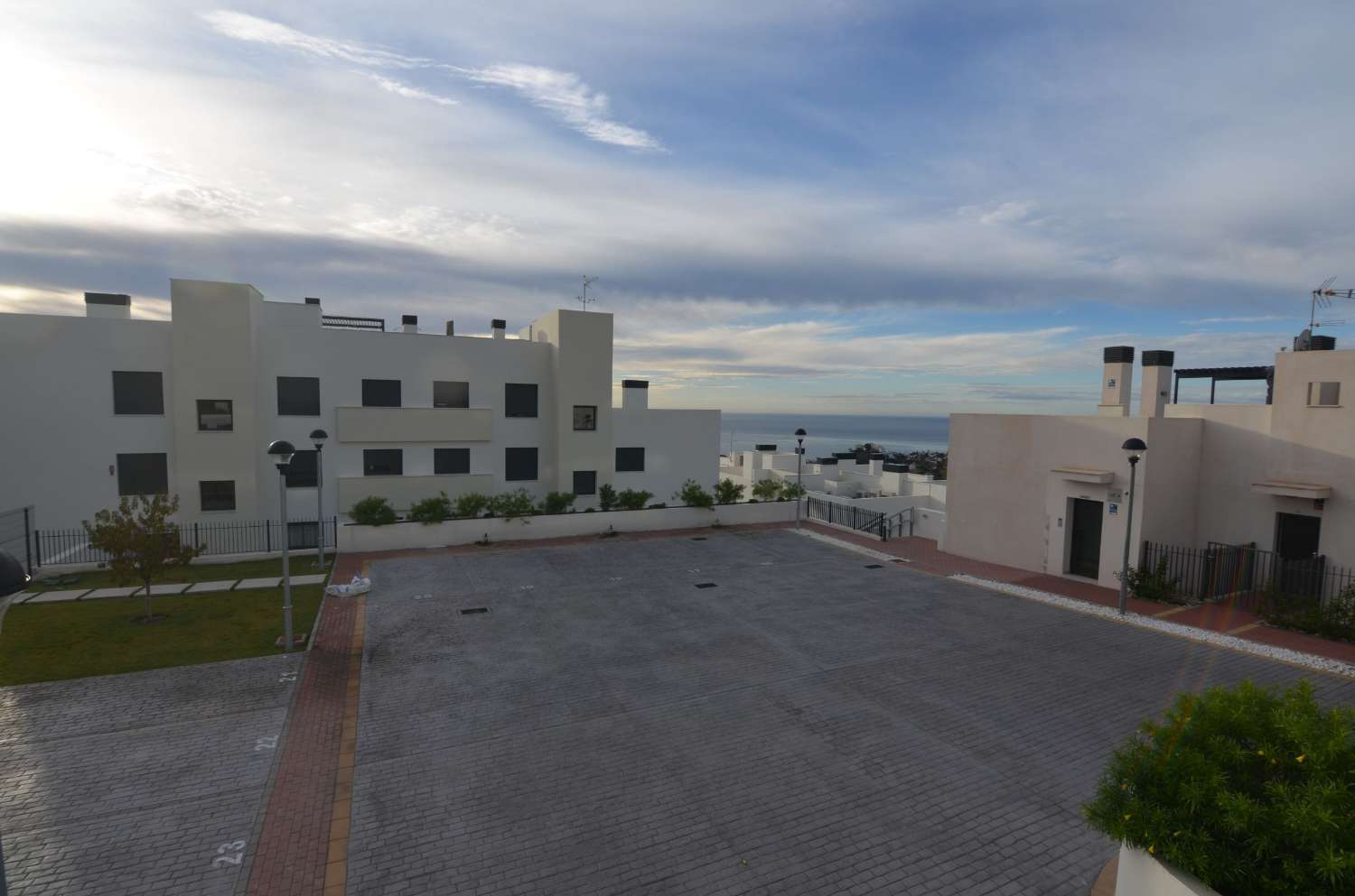 FABULOSA VIVIENDA A ESTRENAR  DE SO DORMITORIOS CON VISTAS AL MAR